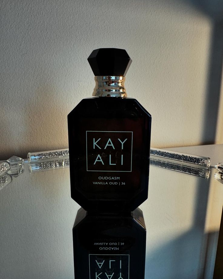 Kayali Oudgasm Vanilla Oud 36 EDP 100ml (Replica)